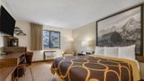 Super 8 Cody Room