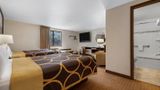 Super 8 Cody Suite
