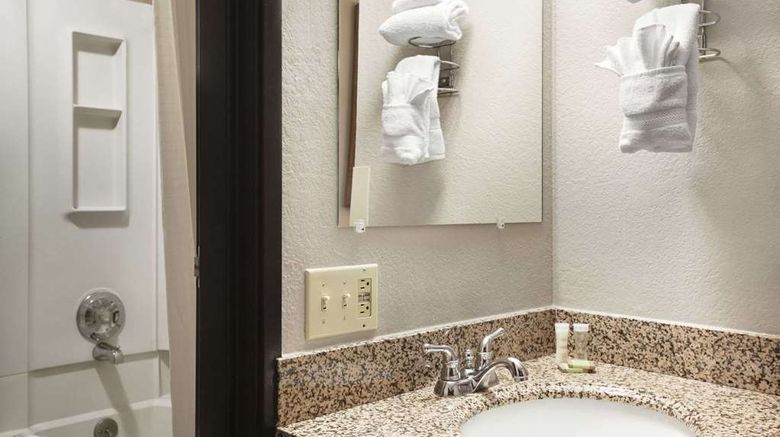 <b>Super 8 Bozeman Room</b>. Images powered by <a href="https://iceportal.shijigroup.com/" title="IcePortal" target="_blank">IcePortal</a>.