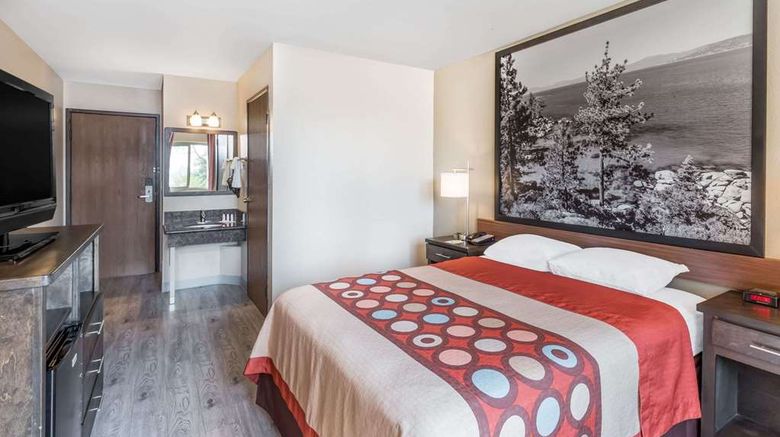 <b>Super 8 Redding Room</b>. Images powered by <a href="https://iceportal.shijigroup.com/" title="IcePortal" target="_blank">IcePortal</a>.