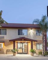 Super 8 Selma/Fresno Area