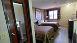 <b>Super 8 Paris Room</b>. Images powered by <a href="https://iceportal.shijigroup.com/" title="IcePortal" target="_blank">IcePortal</a>.