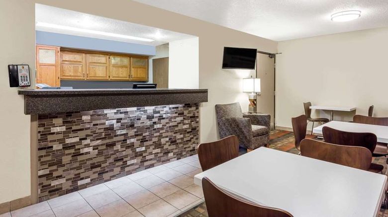 <b>Super 8 Lewisburg Lobby</b>. Images powered by <a href="https://iceportal.shijigroup.com/" title="IcePortal" target="_blank">IcePortal</a>.