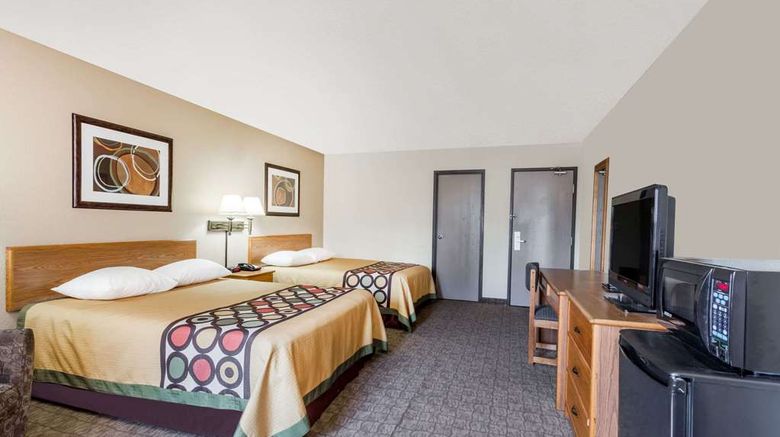 <b>Super 8 Lewisburg Suite</b>. Images powered by <a href="https://iceportal.shijigroup.com/" title="IcePortal" target="_blank">IcePortal</a>.