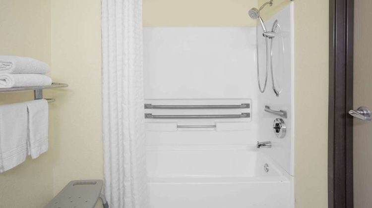Super 8 Lewisburg Room