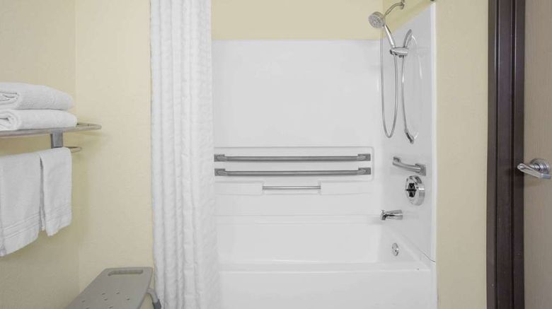 <b>Super 8 Lewisburg Room</b>. Images powered by <a href="https://iceportal.shijigroup.com/" title="IcePortal" target="_blank">IcePortal</a>.