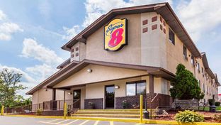 Super 8 Dunbar/Charleston Area