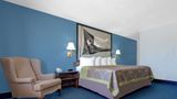 Super 8 Dumas Room