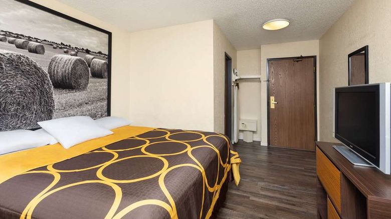<b>Super 8 Dodge City Room</b>. Images powered by <a href="https://iceportal.shijigroup.com/" title="IcePortal" target="_blank">IcePortal</a>.