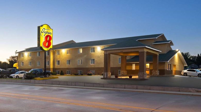 <b>Super 8 Dodge City Exterior</b>. Images powered by <a href="https://iceportal.shijigroup.com/" title="IcePortal" target="_blank">IcePortal</a>.