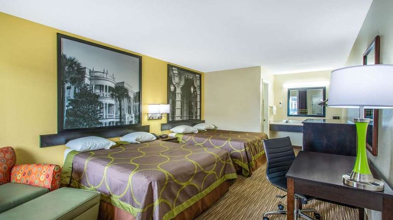 <b>Super 8 Florence Room</b>. Images powered by <a href="https://iceportal.shijigroup.com/" title="IcePortal" target="_blank">IcePortal</a>.