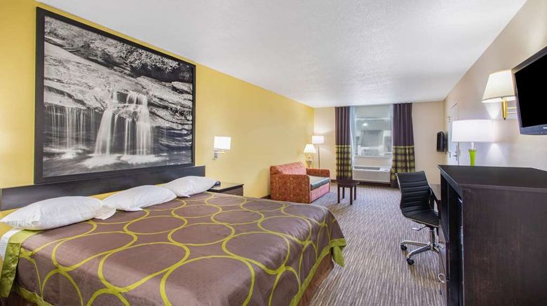 <b>Super 8 Florence Suite</b>. Images powered by <a href="https://iceportal.shijigroup.com/" title="IcePortal" target="_blank">IcePortal</a>.
