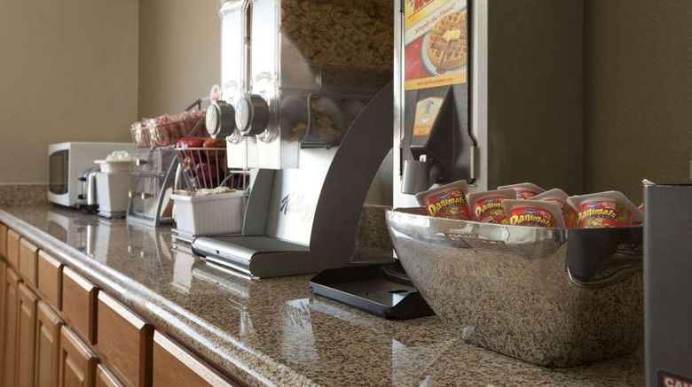 <b>Super 8 Fremont Restaurant</b>. Images powered by <a href="https://iceportal.shijigroup.com/" title="IcePortal" target="_blank">IcePortal</a>.