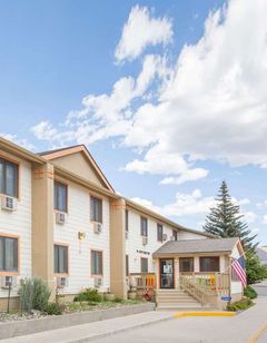 Super 8 Gardiner/Yellowstone Park Area