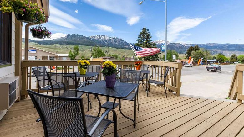<b>Super 8 Gardiner/Yellowstone Park Area Exterior</b>. Images powered by <a href="https://iceportal.shijigroup.com/" title="IcePortal" target="_blank">IcePortal</a>.