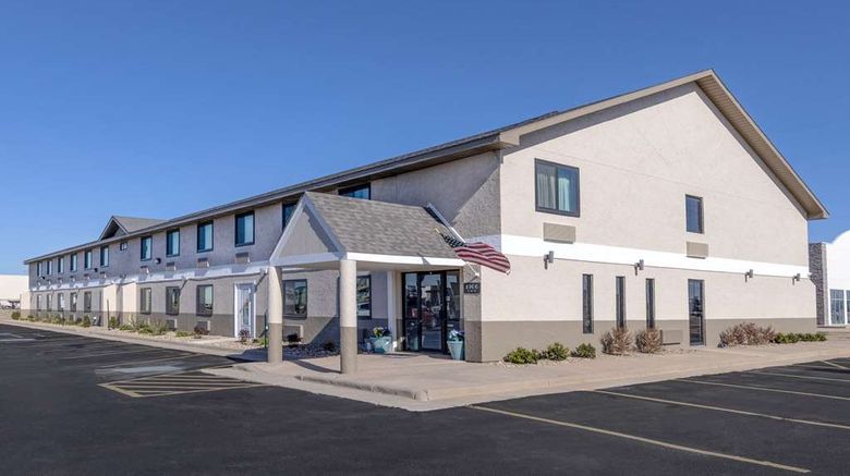 Super 8 by Wyndham Pratt KS Route 400 Exterior. Images powered by <a href="https://iceportal.shijigroup.com" target="_blank" rel="noopener">Ice Portal</a>.