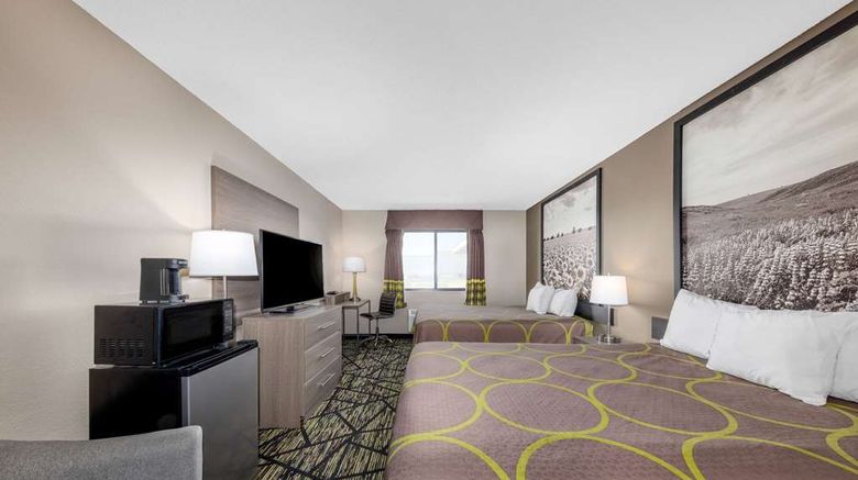 <b>Super 8 by Wyndham Pratt KS Route 400 Room</b>. Images powered by <a href="https://iceportal.shijigroup.com/" title="IcePortal" target="_blank">IcePortal</a>.