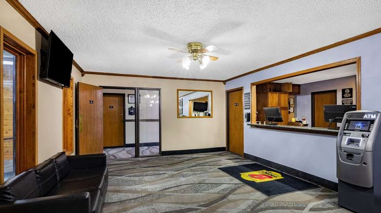 <b>Super 8 Valentine Lobby</b>. Images powered by <a href="https://iceportal.shijigroup.com/" title="IcePortal" target="_blank">IcePortal</a>.