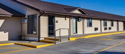 Super 8 Valentine Exterior