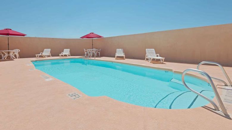 <b>Super 8 Las Cruces/White Sands Area Pool</b>. Images powered by <a href="https://iceportal.shijigroup.com/" title="IcePortal" target="_blank">IcePortal</a>.