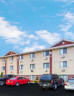 Super 8 Kenosha/Pleasant Prairie
