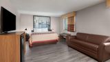 Super 8 Kent/Akron Area Suite