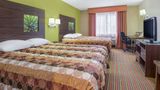 Super 8 Portales Room