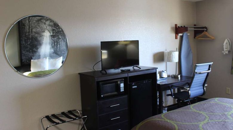 <b>Super 8 Wyoming/Grand Rapids Area Room</b>. Images powered by <a href="https://iceportal.shijigroup.com/" title="IcePortal" target="_blank">IcePortal</a>.