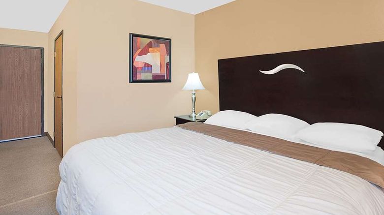 <b>Super 8 Sheboygan Room</b>. Images powered by <a href="https://iceportal.shijigroup.com/" title="IcePortal" target="_blank">IcePortal</a>.
