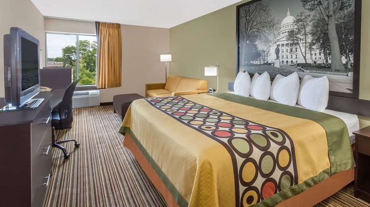 Super 8 Madison South Room