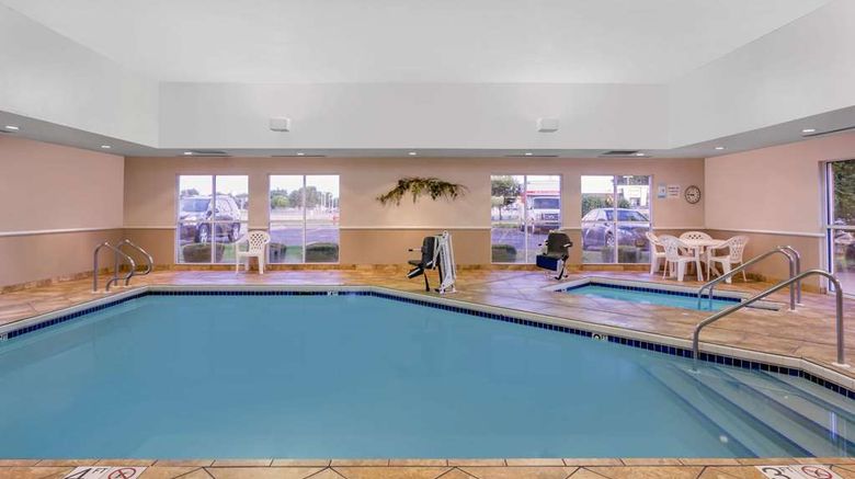 <b>Super 8 Madison South Pool</b>. Images powered by <a href="https://iceportal.shijigroup.com/" title="IcePortal" target="_blank">IcePortal</a>.