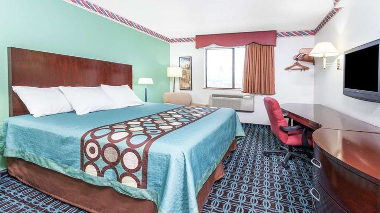Super 8 Sterling Heights/Detroit Area Room