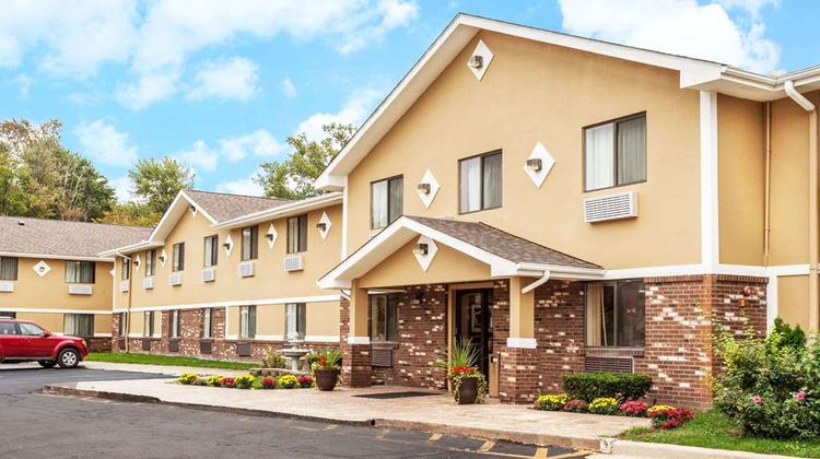 Super 8 Sterling Heights/Detroit Area Exterior