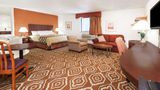 Super 8 Sterling Heights/Detroit Area Suite