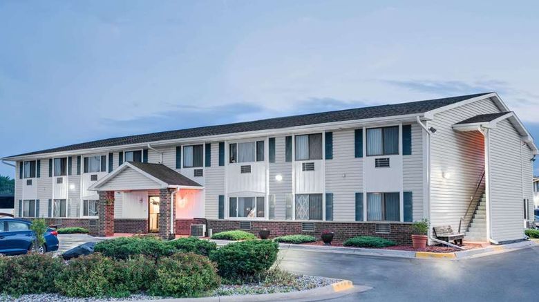 <b>Super 8 Tomah Exterior</b>. Images powered by <a href="https://iceportal.shijigroup.com/" title="IcePortal" target="_blank">IcePortal</a>.