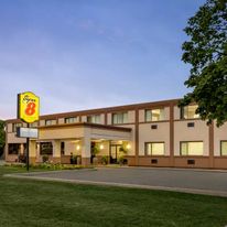 Super 8 Sarnia