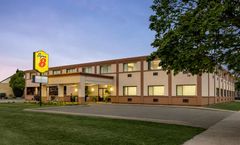 Super 8 Sarnia