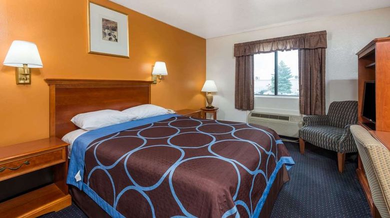 <b>Super 8 Hartford Room</b>. Images powered by <a href="https://iceportal.shijigroup.com/" title="IcePortal" target="_blank">IcePortal</a>.