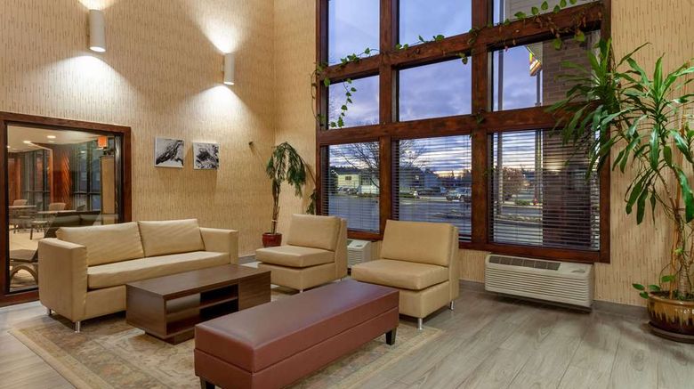 <b>Super 8 Wausau Lobby</b>. Images powered by <a href="https://iceportal.shijigroup.com/" title="IcePortal" target="_blank">IcePortal</a>.