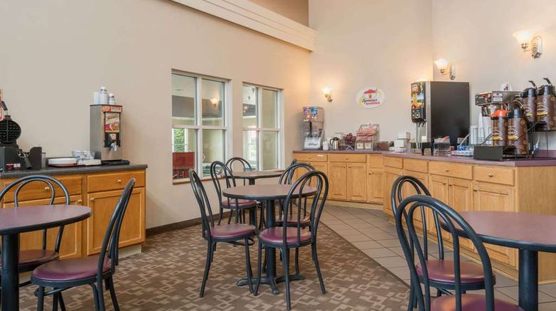 <b>Super 8 Menomonie Other</b>. Images powered by <a href="https://iceportal.shijigroup.com/" title="IcePortal" target="_blank">IcePortal</a>.
