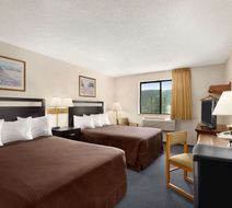 Super 8 Williams Lake Room