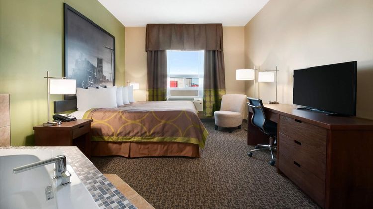 Super 8 by Wyndham Regina Suite