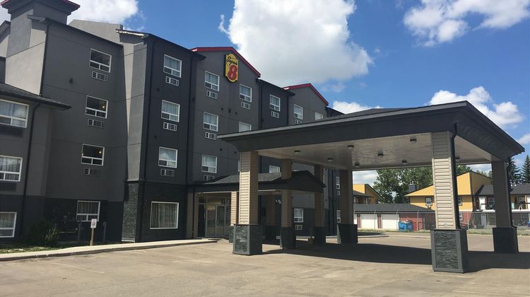 Super 8 by Wyndham Regina Exterior