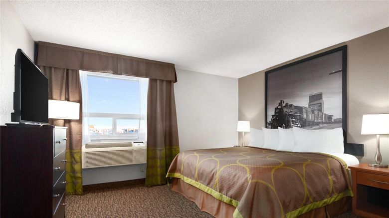 <b>Super 8 by Wyndham Regina Suite</b>. Images powered by <a href="https://iceportal.shijigroup.com/" title="IcePortal" target="_blank">IcePortal</a>.