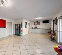 Super 8 Lake City Lobby