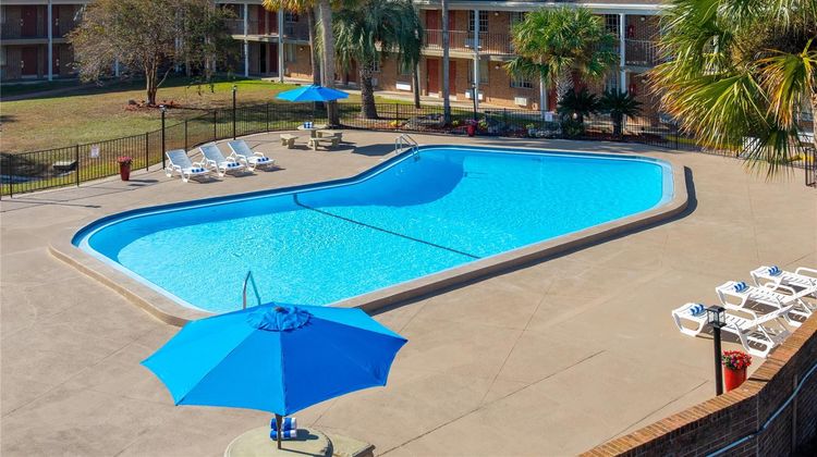 Super 8 Lake City Pool