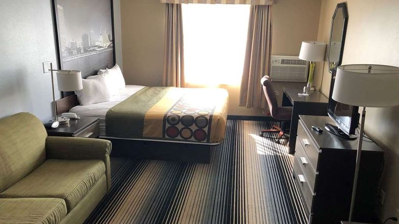 <b>Super 8 Milwaukee Airport Room</b>. Images powered by <a href="https://iceportal.shijigroup.com/" title="IcePortal" target="_blank">IcePortal</a>.