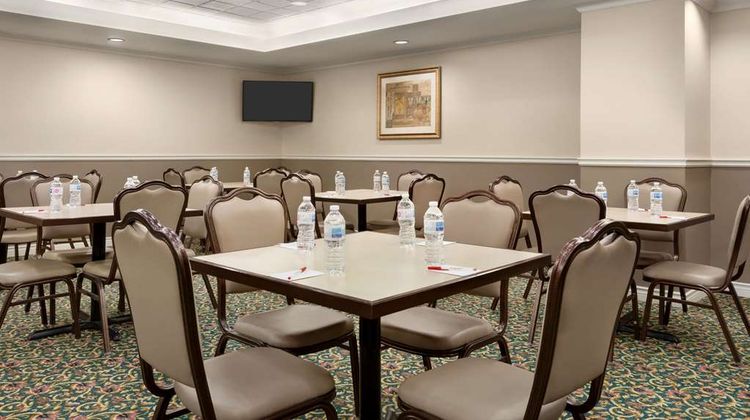 Ramada by Wyndham Niagara Fallsview Meeting