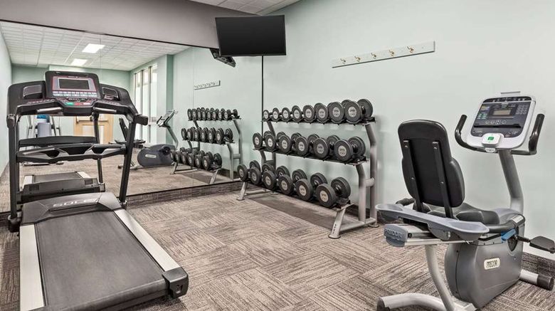<b>Ramada by Wyndham Niagara Fallsview Health</b>. Images powered by <a href="https://iceportal.shijigroup.com/" title="IcePortal" target="_blank">IcePortal</a>.