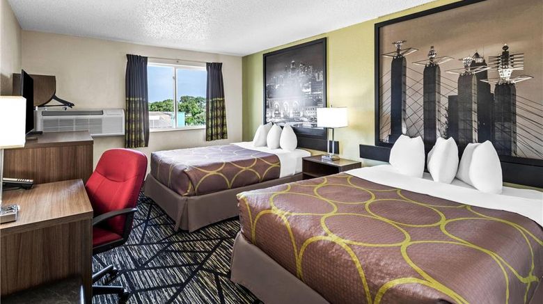 <b>Super 8 Independence Kansas City Room</b>. Images powered by <a href="https://iceportal.shijigroup.com/" title="IcePortal" target="_blank">IcePortal</a>.